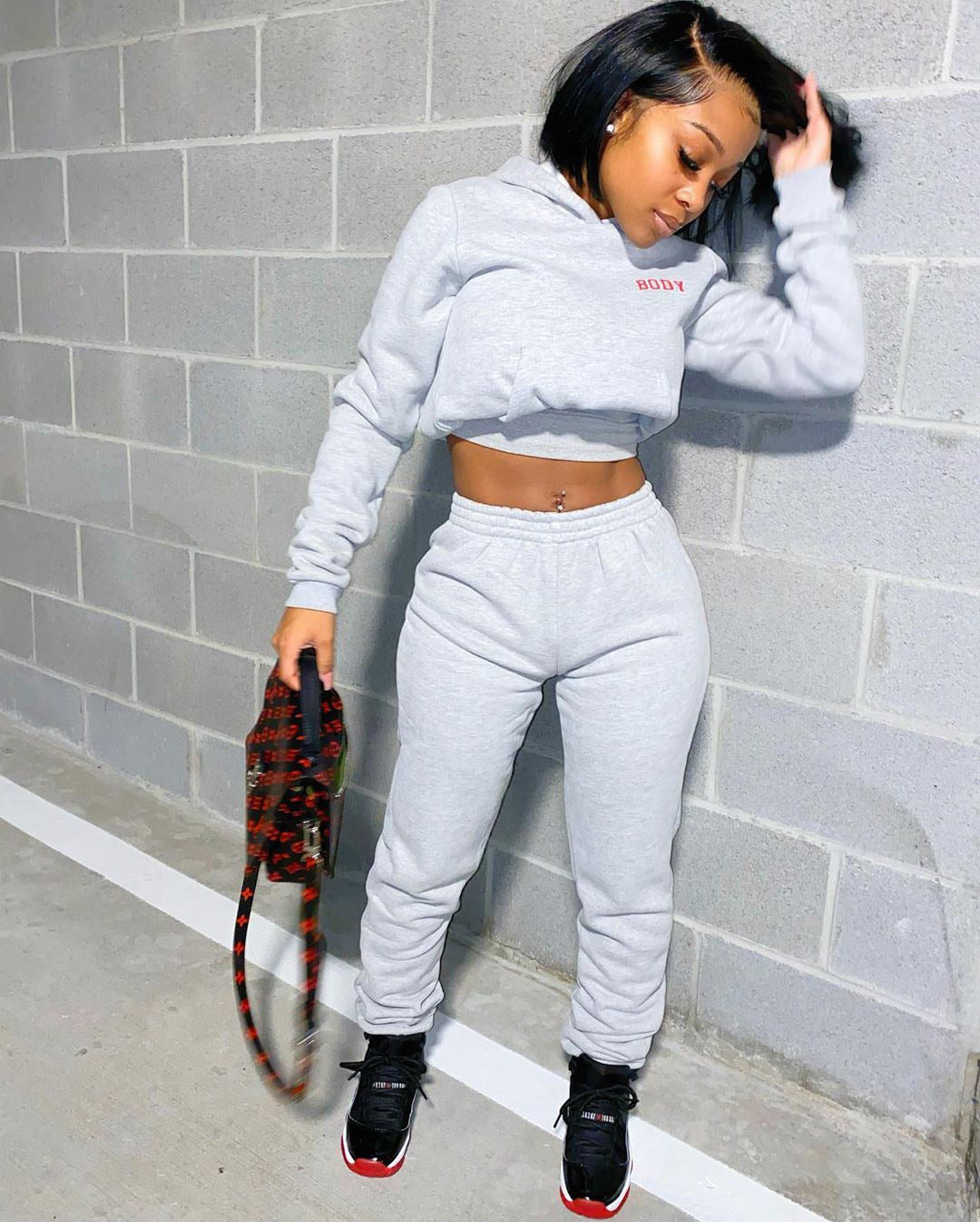 Solid color sweatshirt sports letter suit (Body)